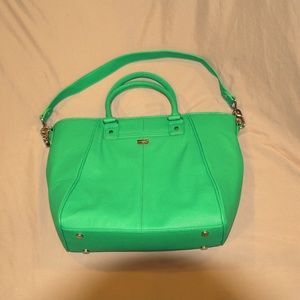 NWOT Diamond District Thirty-One